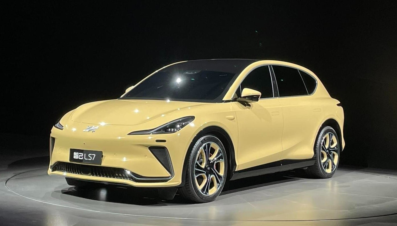 Source image of IM LS7 vehicle